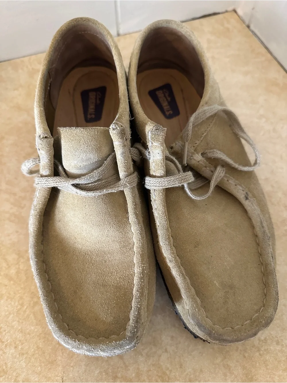 Clarks Wallabee Suede Beige Moccasin Crepe Platform Sole Shoes 8